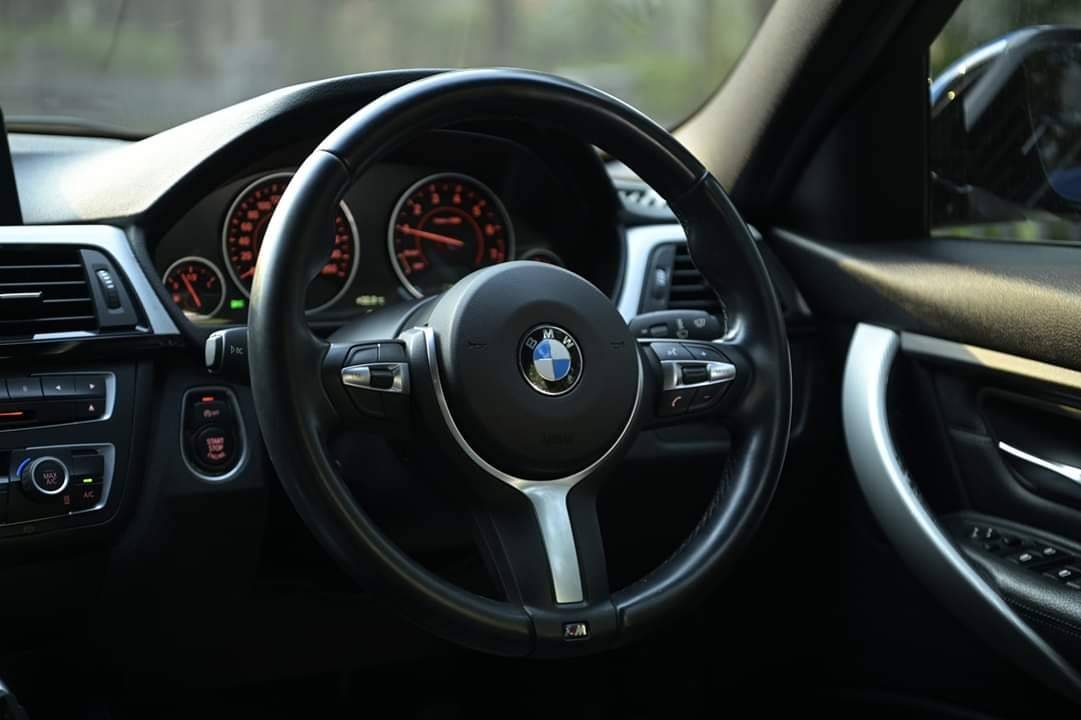 BMW 320i M Sport ปี 2015