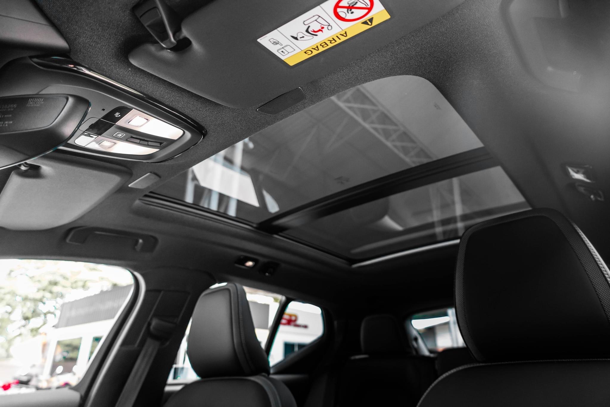 Volvo XC40 Recharge Pure Electric ปี 2023