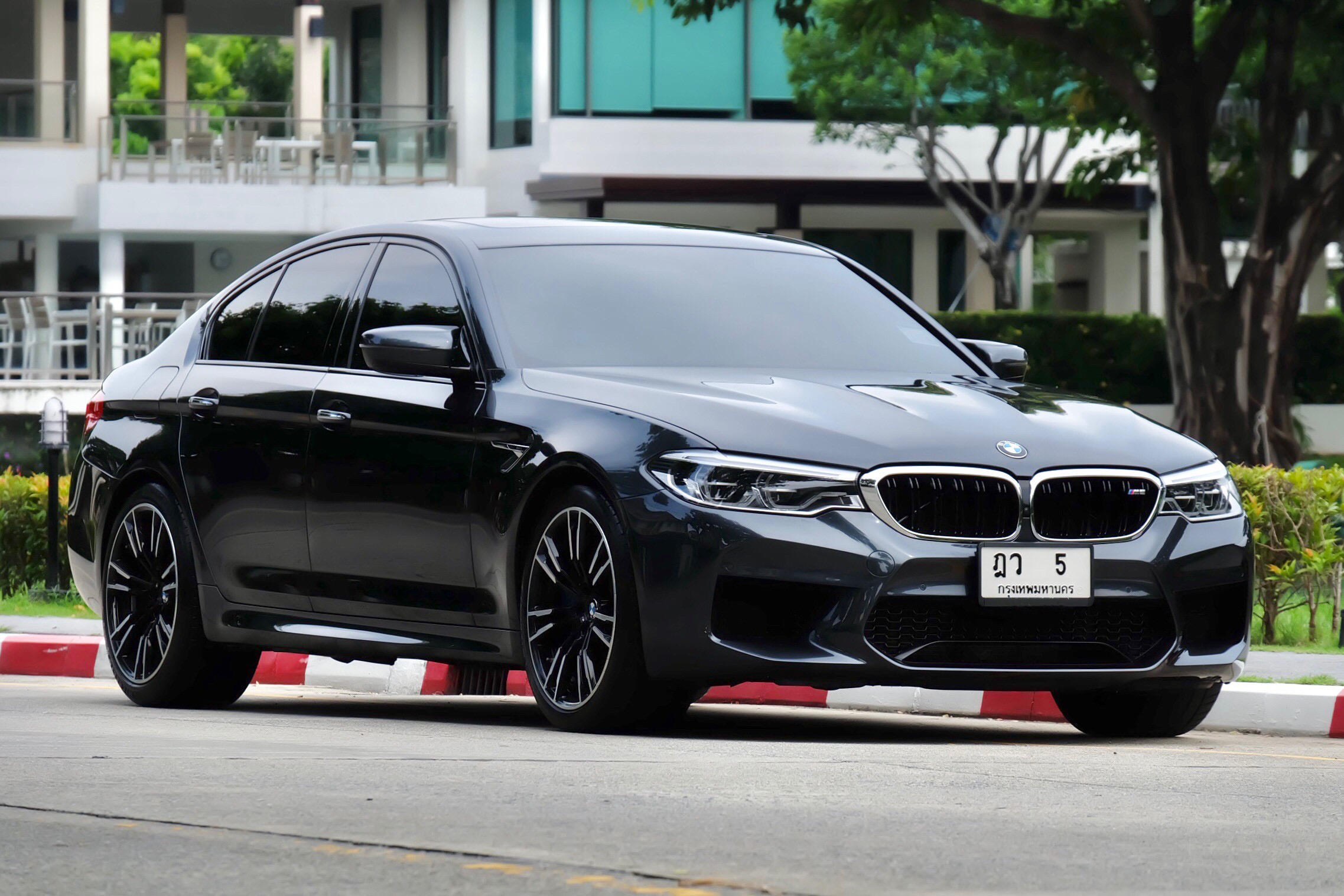Bmw M5 ( F90 ) V8 4.4L Bi-Turbo ปี 2021