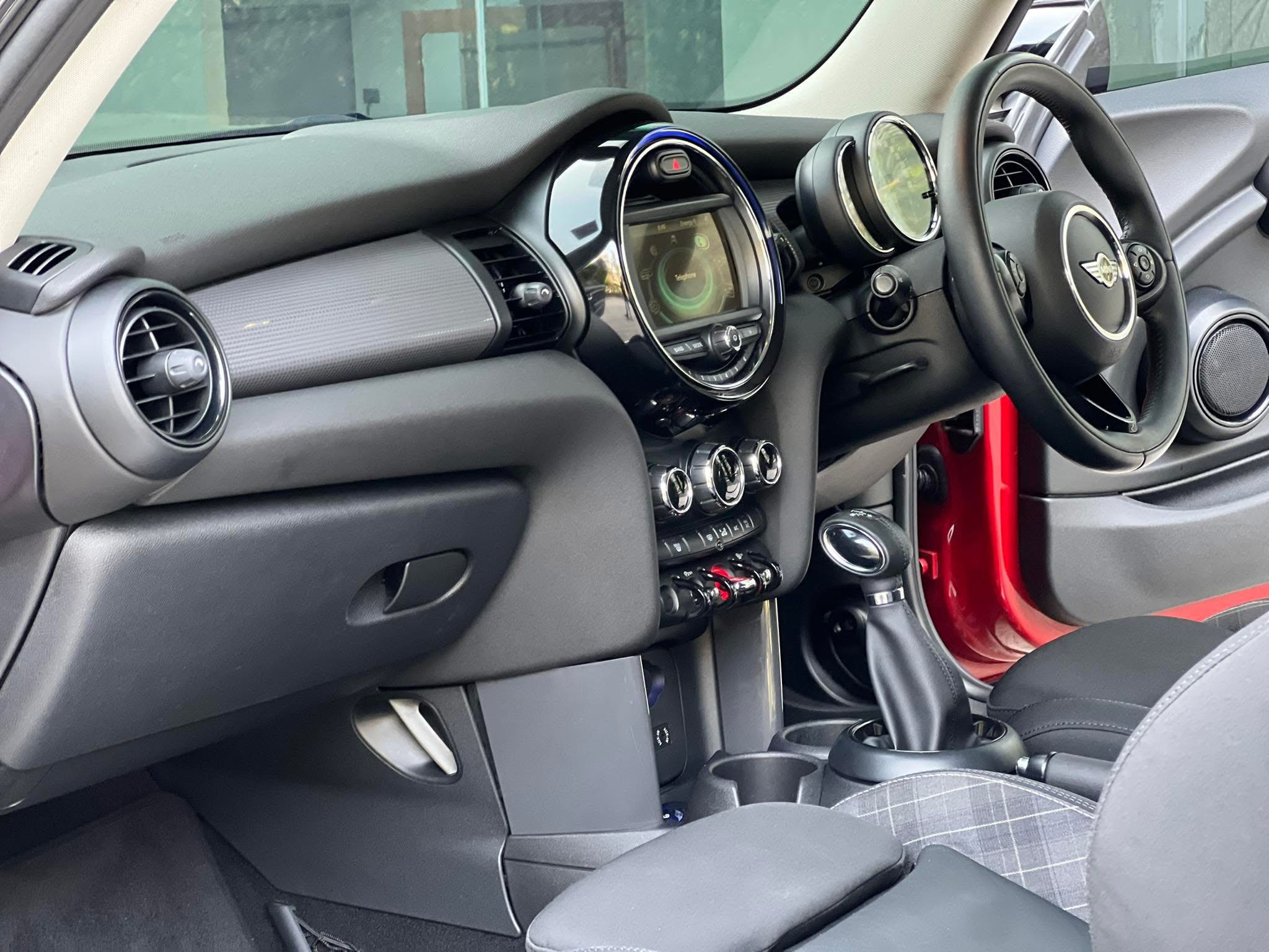 MINI F56 Cooper ปี 2016