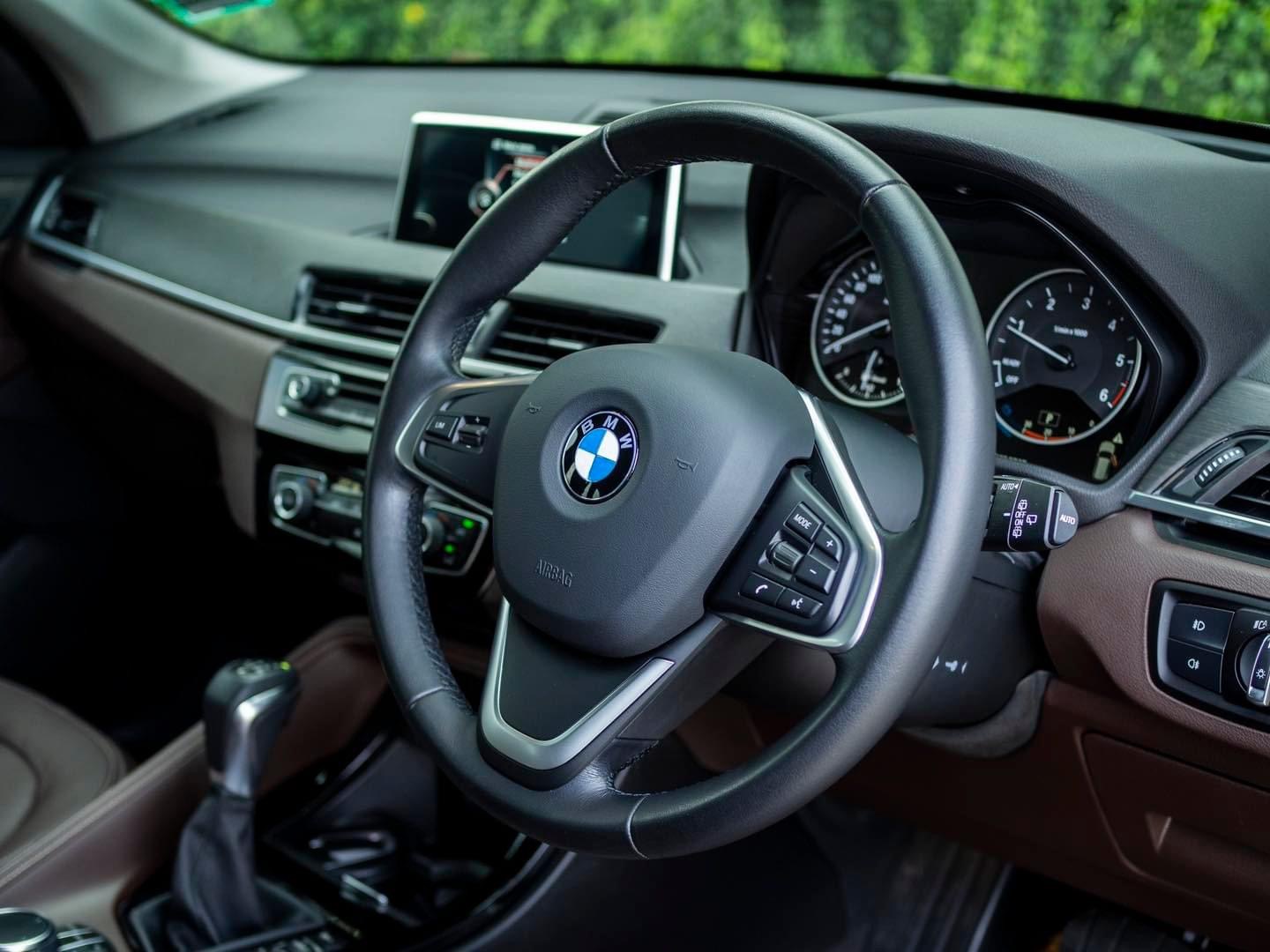 BMW X1 X Line 18d ปี 2017