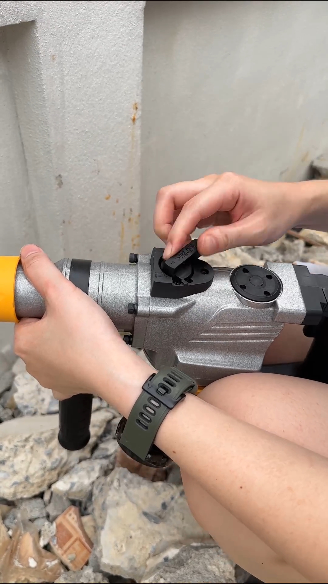 สว่านสกัด 2 ระบบ ยี่ห้อ AKITA รุ่น AKT-2926-Y