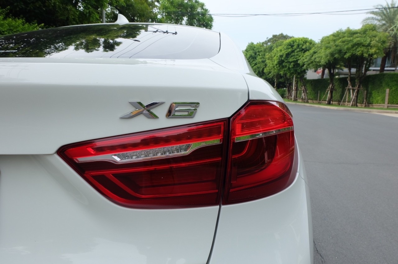 BMW X6 LCi X-Drive2.0D M-Sport (Diesel) ปี 2015