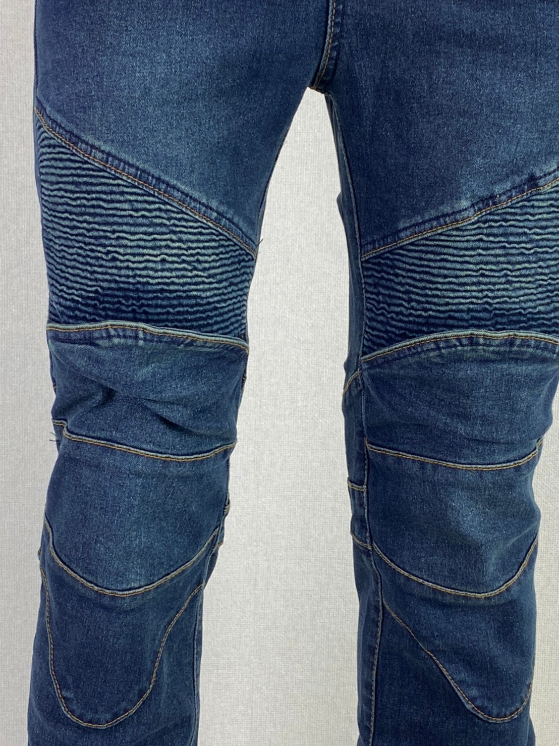 กางเกงยีนส์การ์ดสำหรับใส่ขี่มอเตอร์ไซด์ JA-Moto 42 : เอว 42" ยาว 32" (เหมาะคนเอว 42-44")