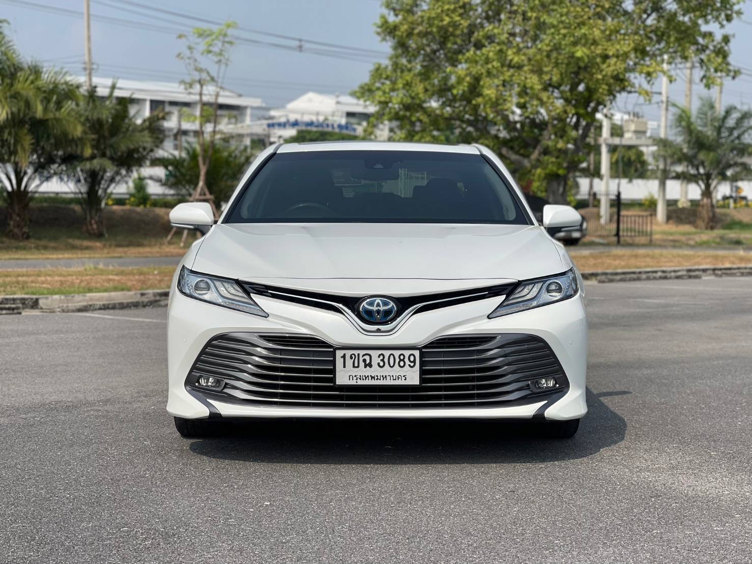Toyota Camry 2.5 HV Premium ปี 2020