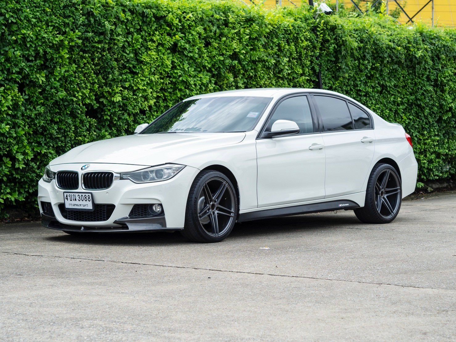 BMW 320i SPORT (F30) ปี 2014