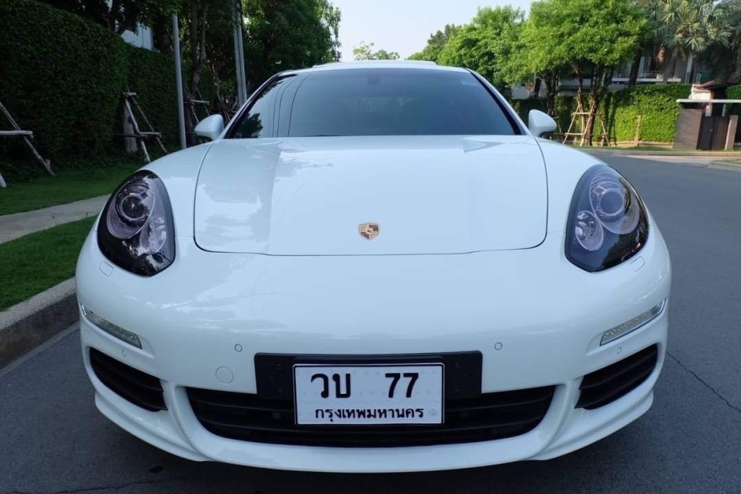 Porsche Panamera 3.0 S E-Hybrid ปี 2016