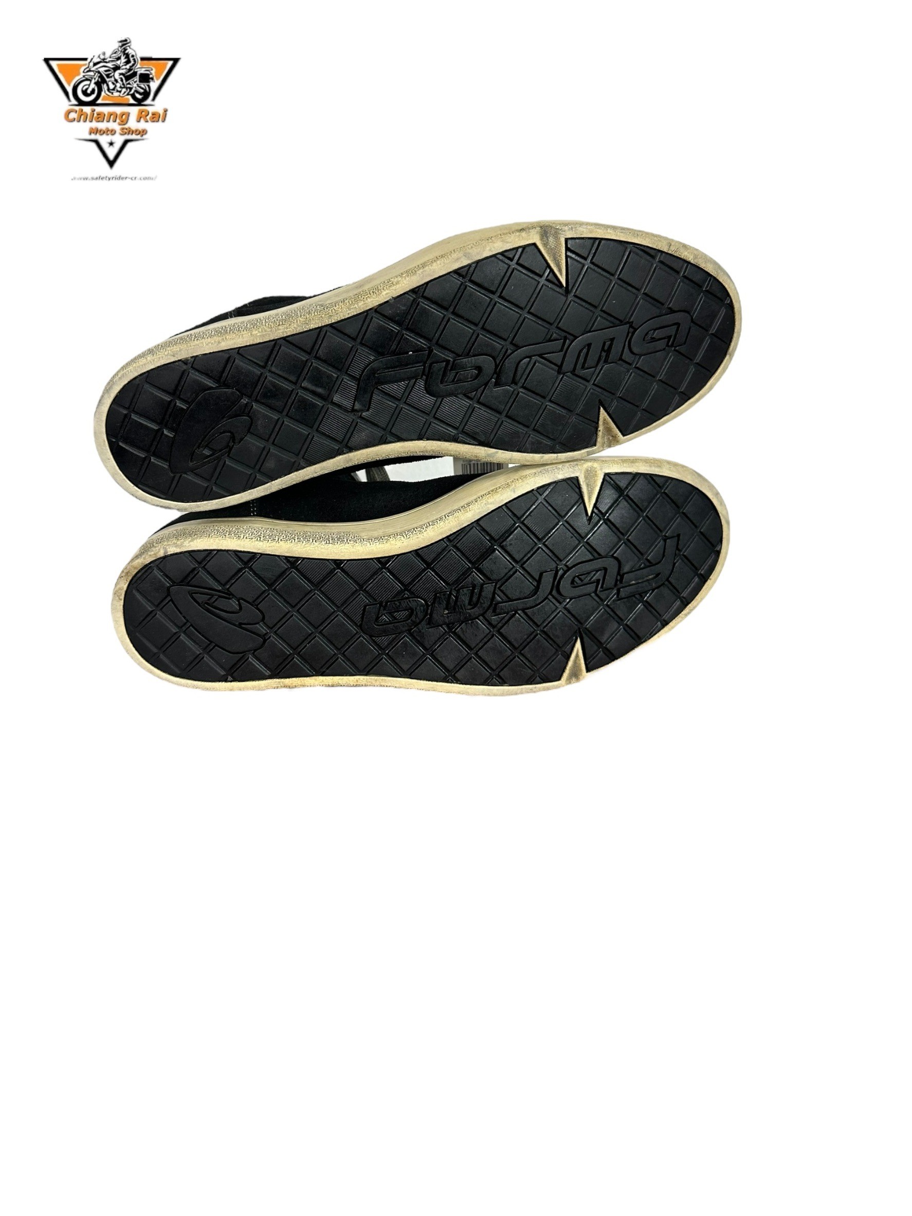 รองเท้าขี่มอเตอร์ไซด์( มือสอง) RCBS-485 Size ขนาดจากป้าย 45:EUR / 10:UK / 27.9:Cm.(Forma)