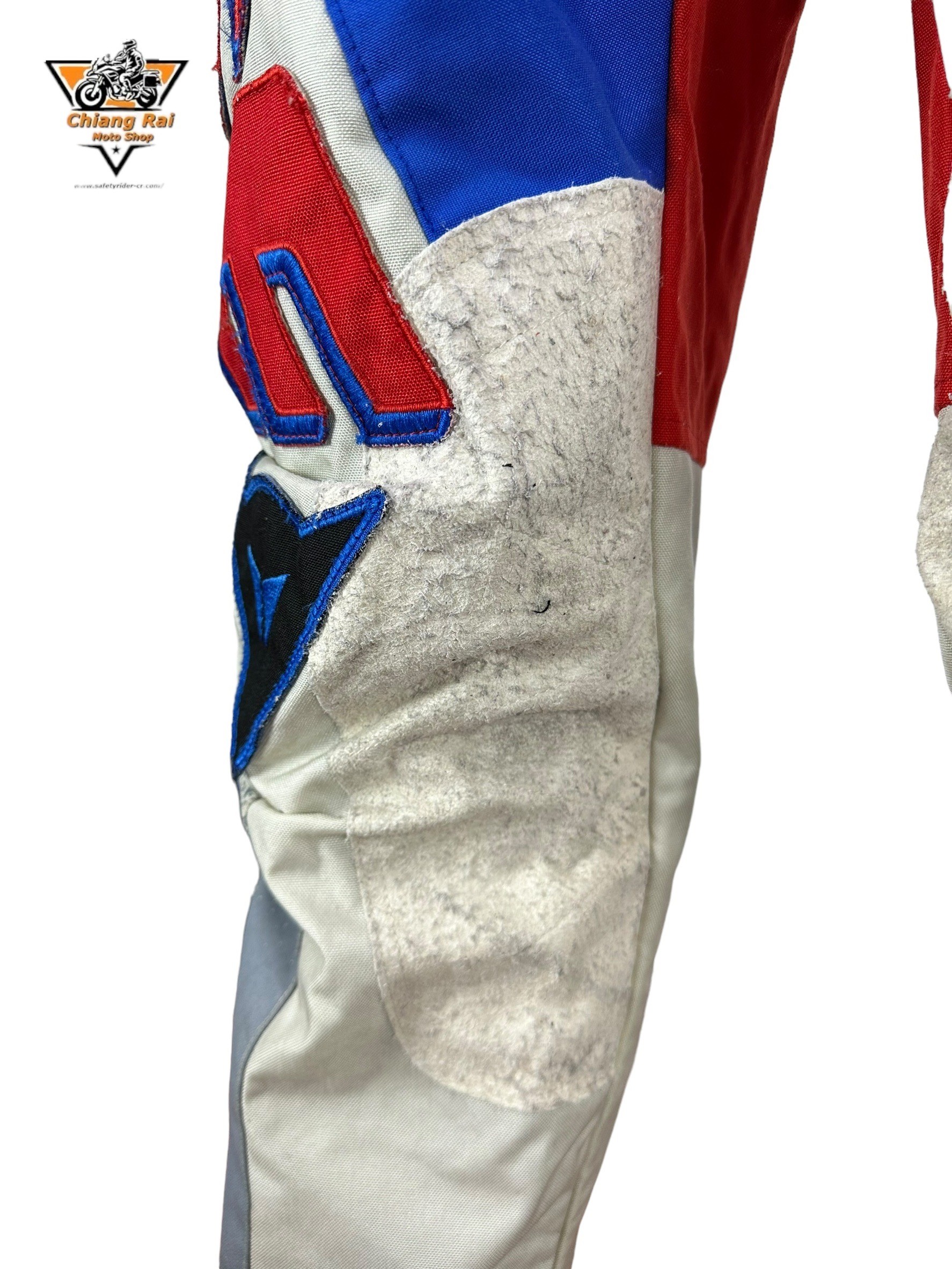 กางเกงขี่มอเตอร์ไซด์ ( มือสอง ) E&A 639: เอว 32" ยาว 27" **dainese**