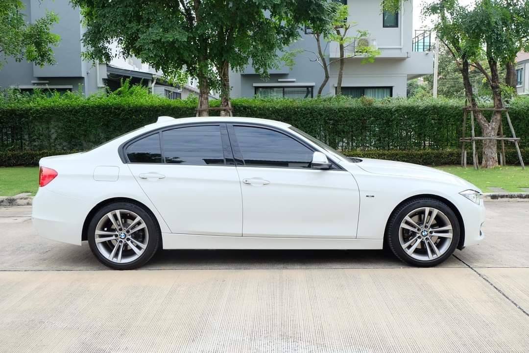 BMW 328i Sport ปี2013