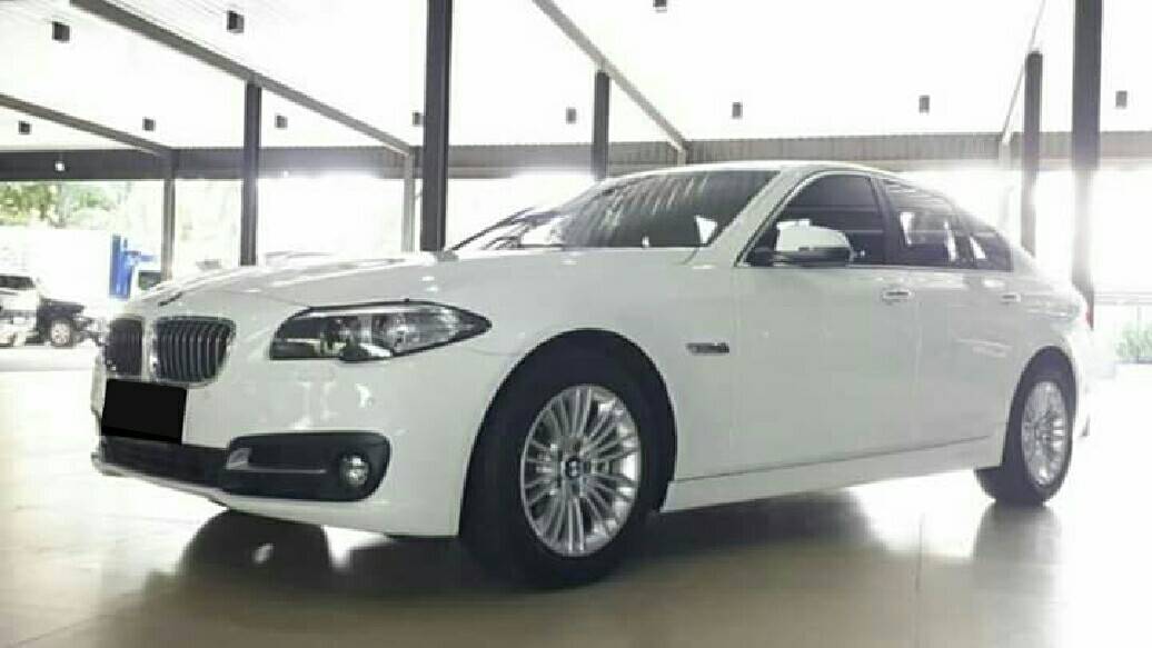 Bmw 520i (F10) 2.0 Twin turbo ปี2015