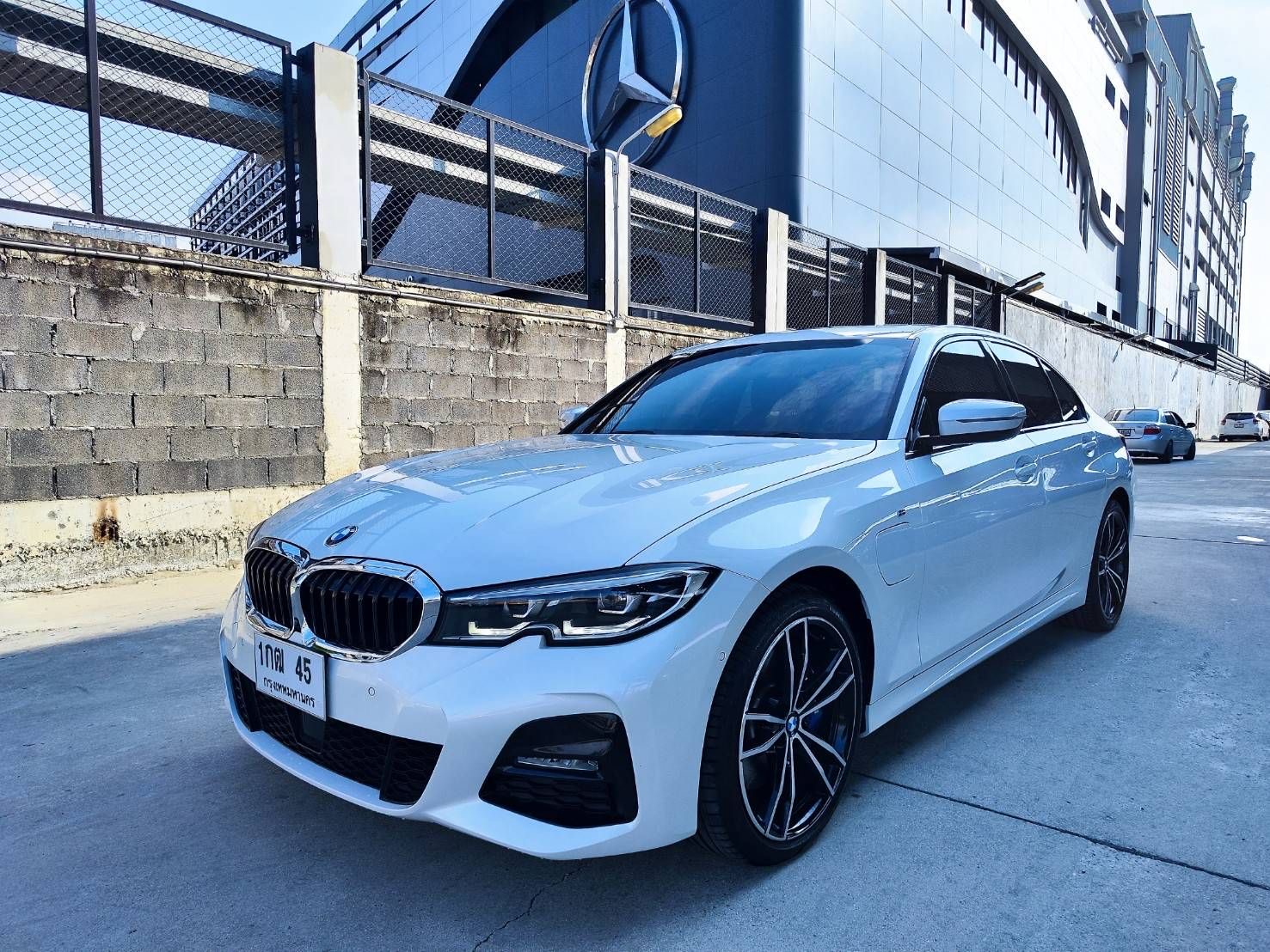 BMW SERIES 330e M SPORT ปี 2023