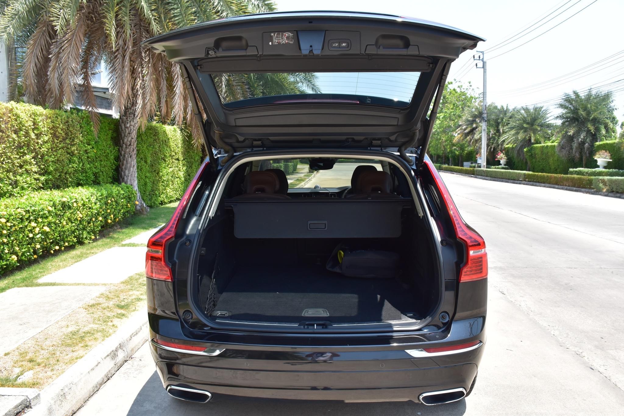 VOLVO XC60 T8 2.0 HYBIRD INSCRIPTION 4WD TOPสุด ปี2020