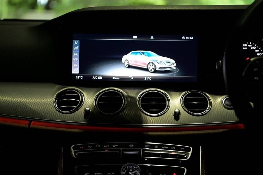 Mercedes-Benz E350e Avantgrade ปี 2019
