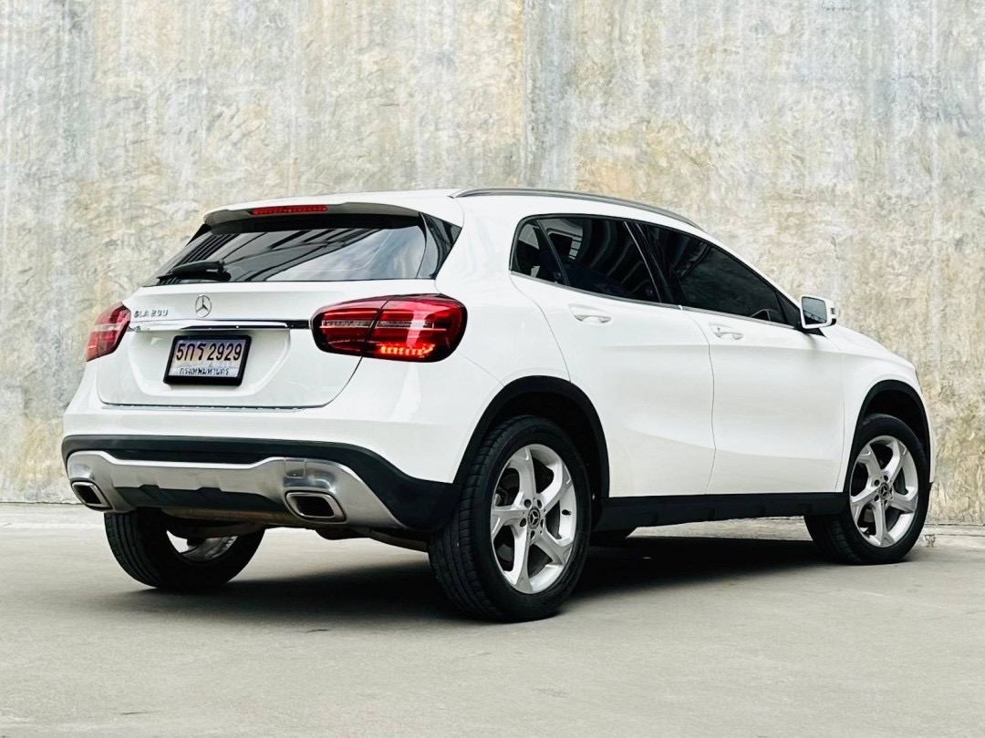 BENZ GLA200 URBAN FACELIFT W156 ปี 2019 แท้