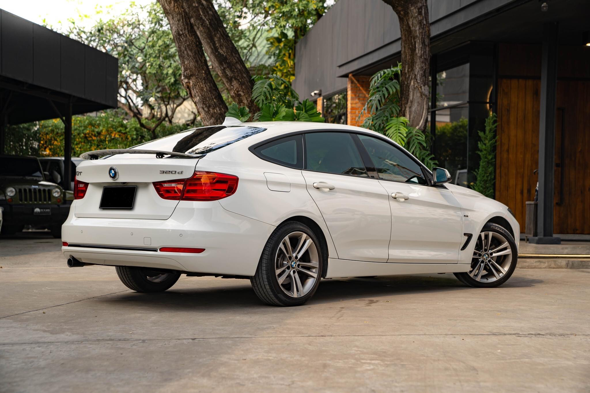 BMW 320d GT Sport ปี 2014