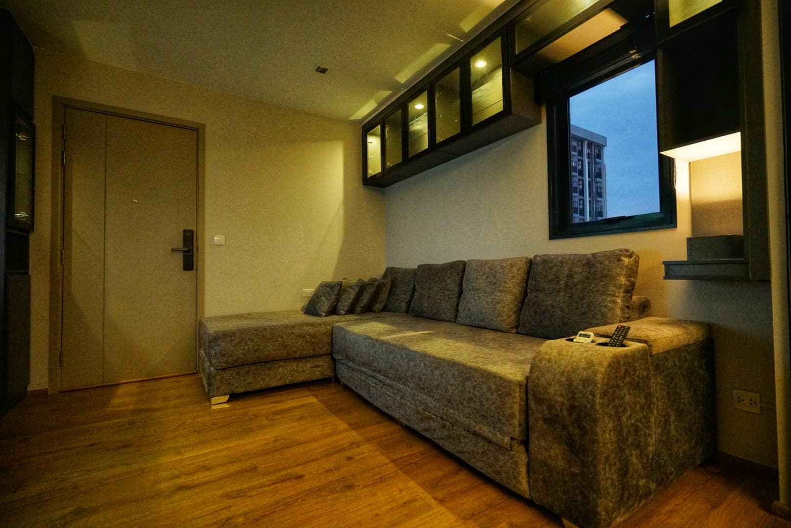 ขาย The Politan Rive ห้องมุม