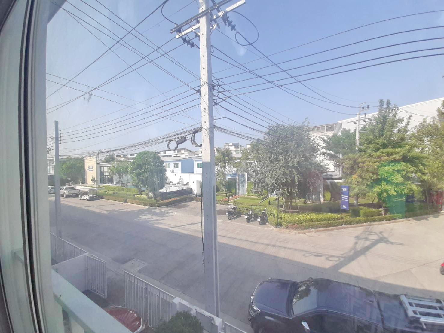 ให้เช่า ท/ฮ หลังมุม ติดตลาดบางบัวทอง