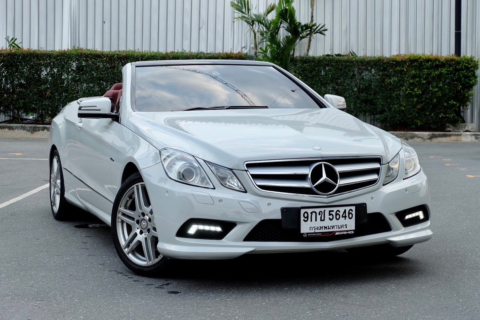 Mercedes Benz E250 AMG Cabriolet 1.8 ปี 2011
