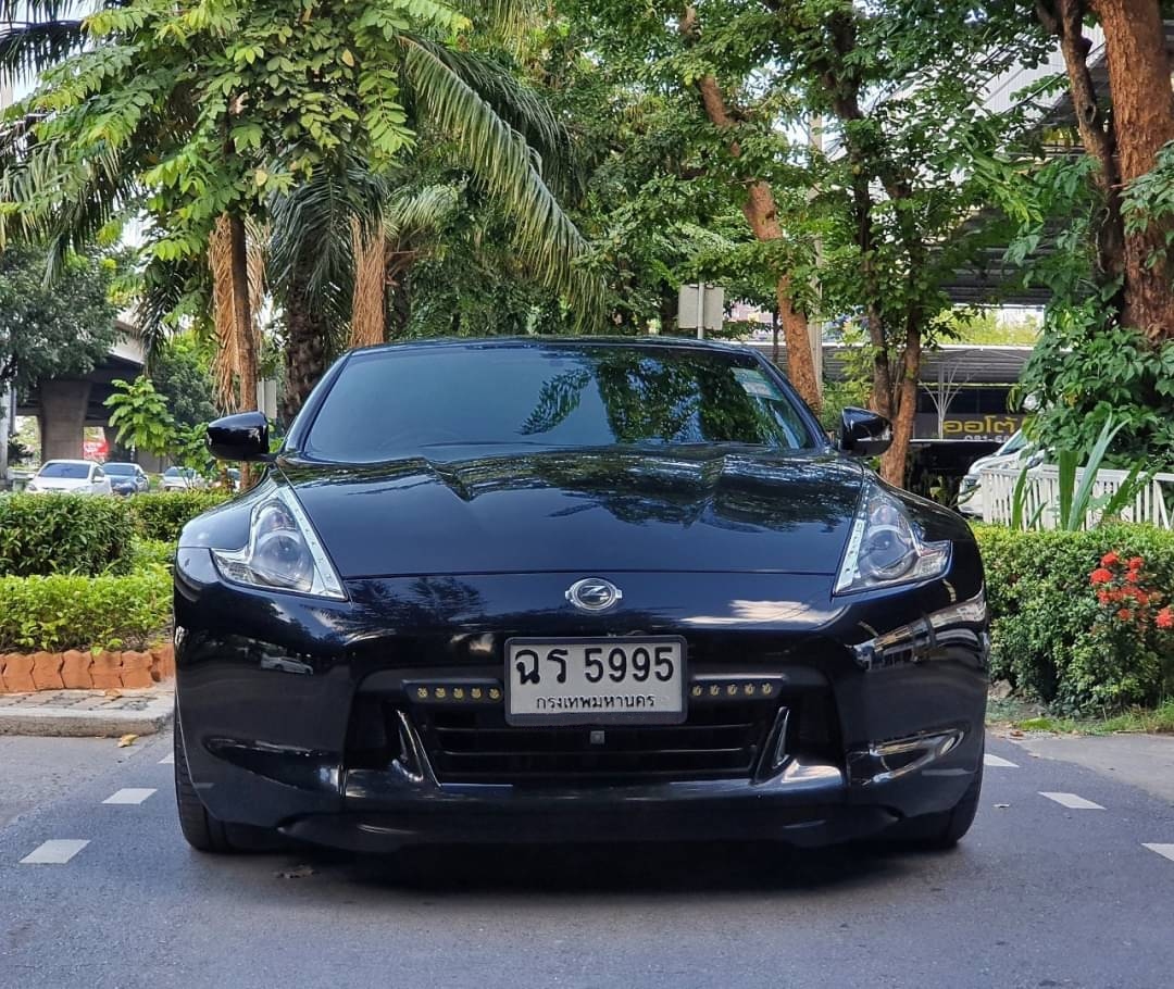 Nissan 370Z ปี 2011