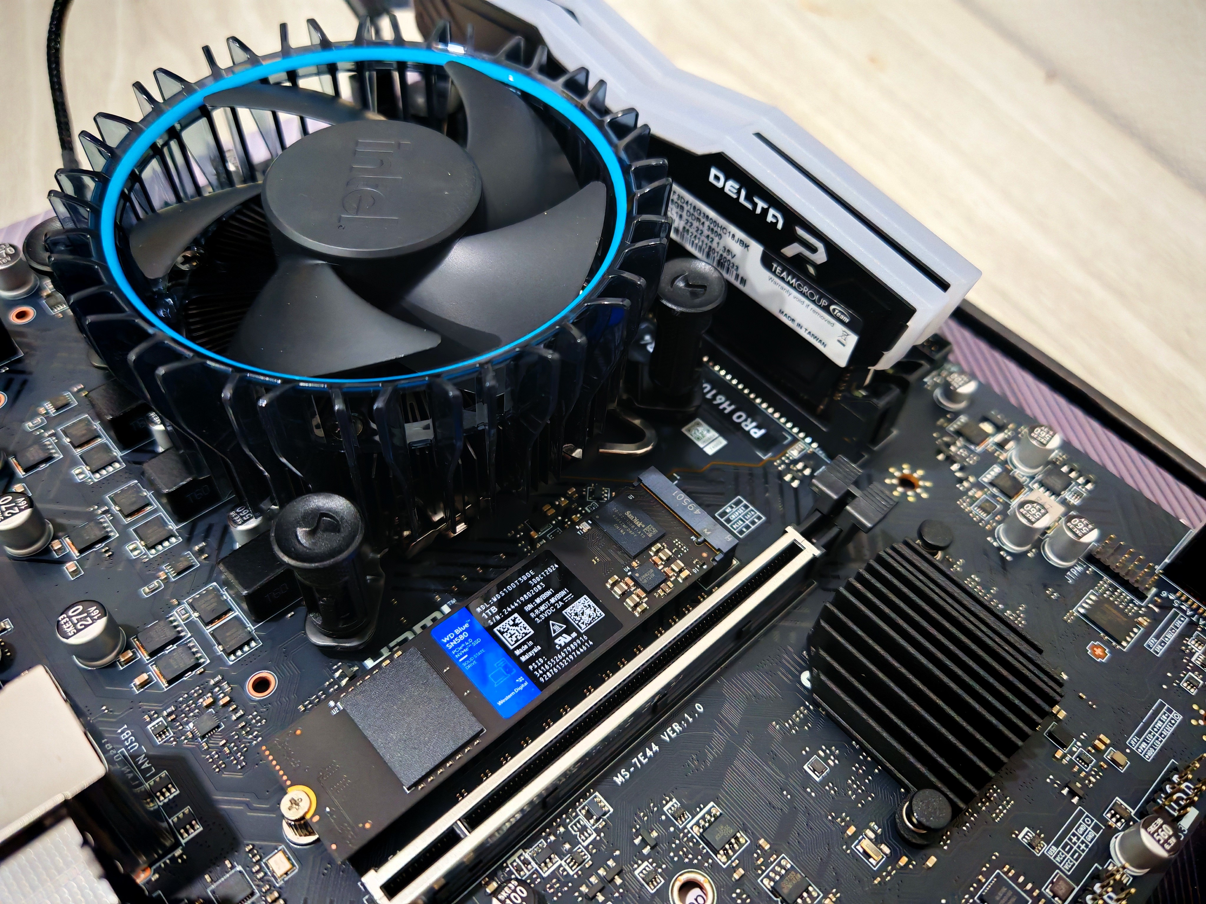 เซ็ตมัดรวม บอร์ด H610M + i5 12400F + DDR4 32GB + M.2 1TB