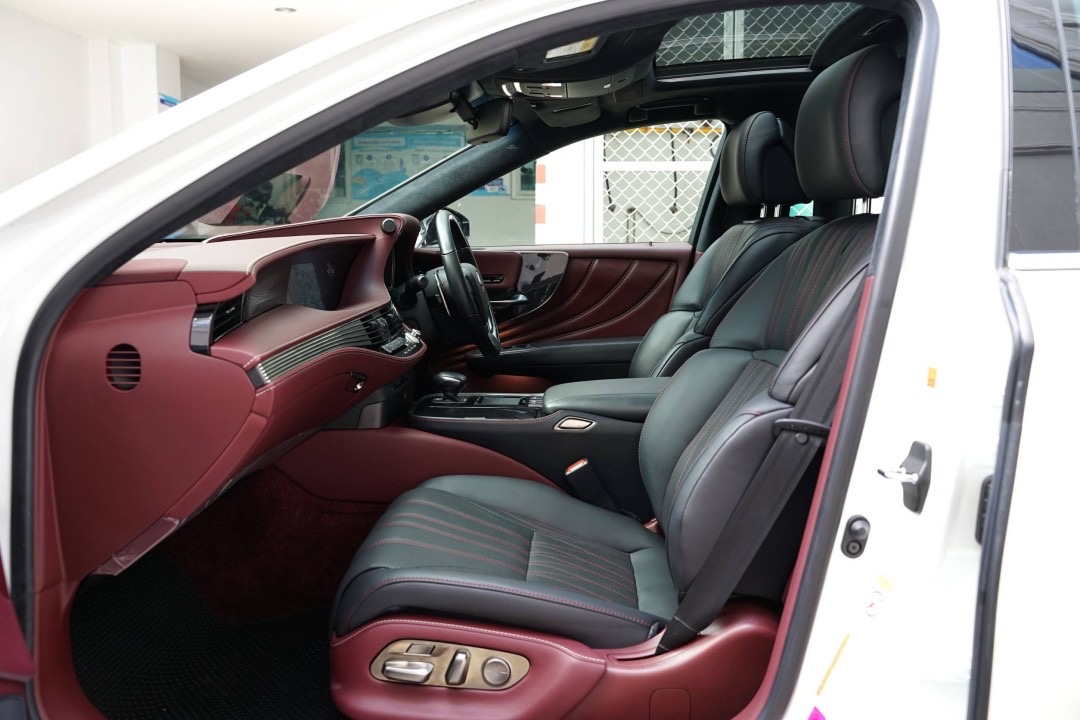 LEXUS LS500 Executive ปี 2018
