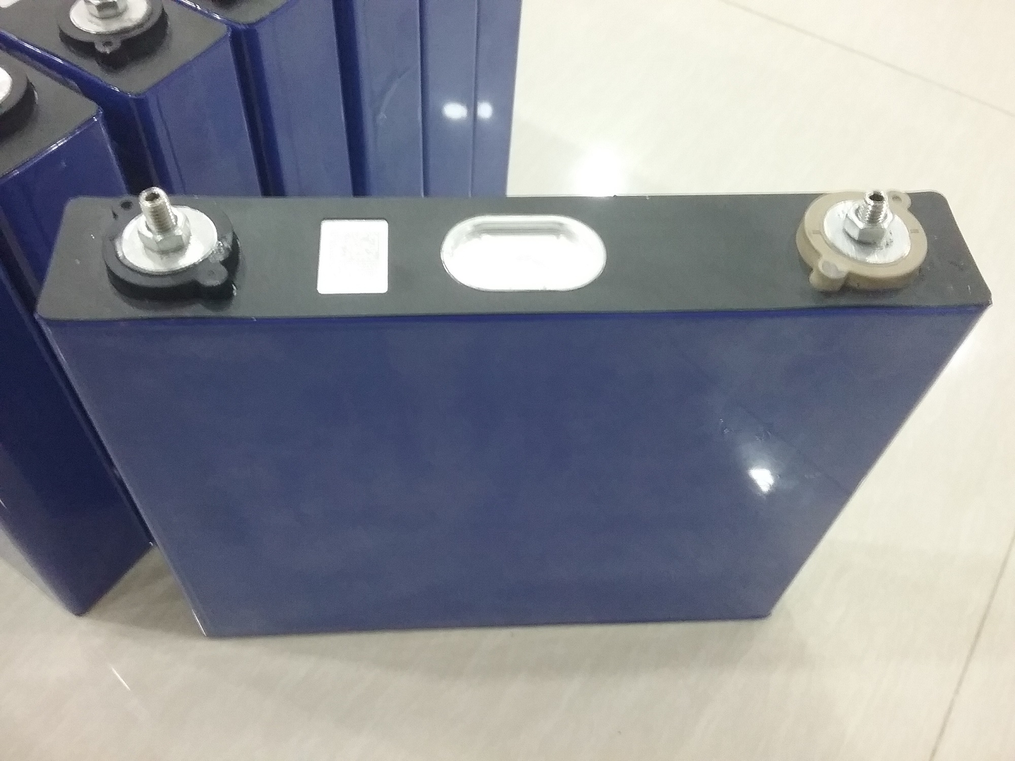 แบตเตอรี่ลิเธียมฟอสเฟต lifepo4 ยี่ห้ออันดับหนึ่งของโลก CATL 3.2v 60Ah
