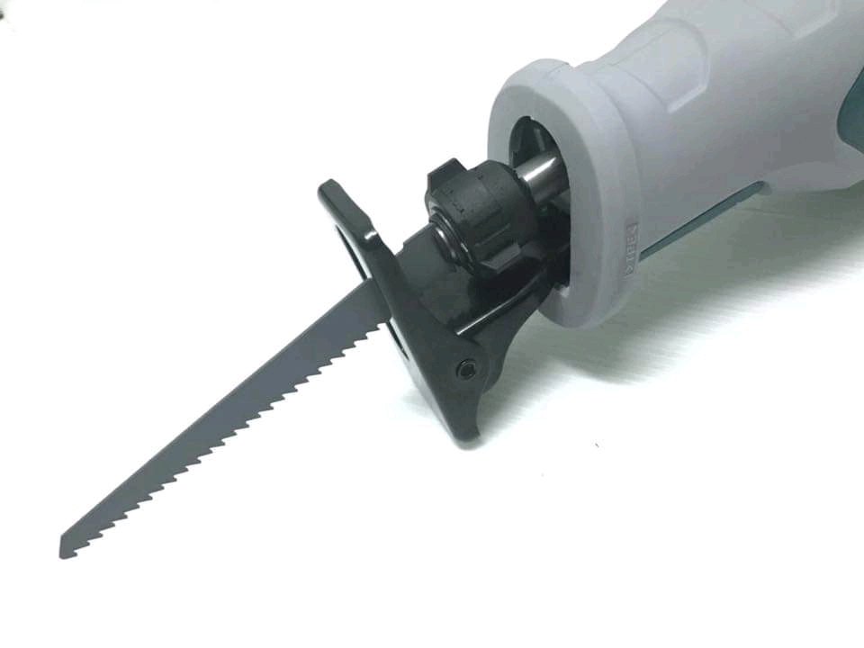 เลื่อยชักไฟฟ้า TOTAL รุ่น TS100802