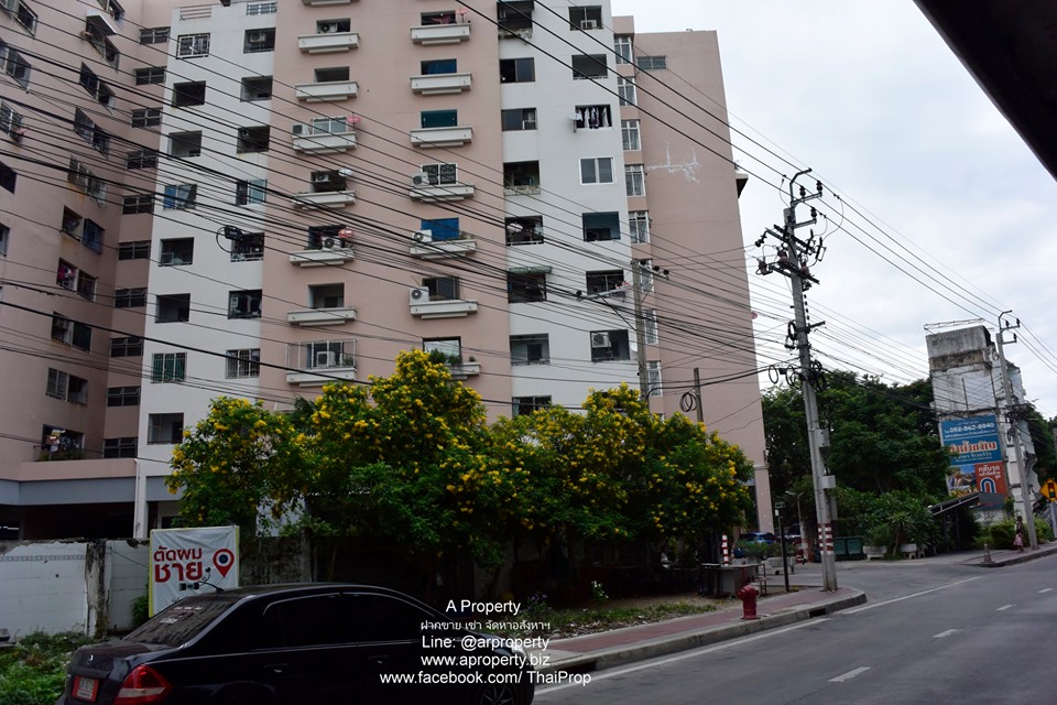 ขาย ร่มโพธิ์คอนโดมิเนียม ห้องมุม ใกล้ท่าน้ำนนท์