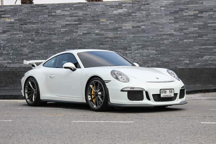 PORSCHE 911 GT-3 ปี 2015