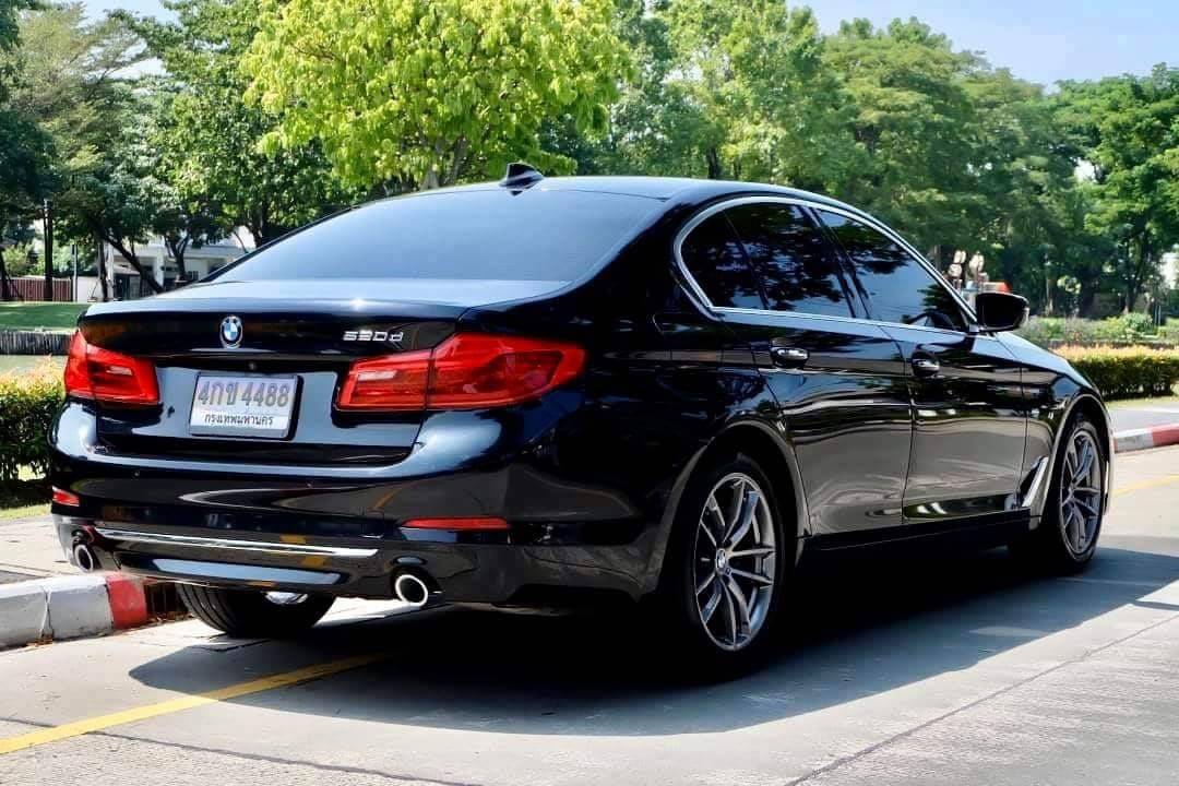 Bmw Series 5 G30 520D ปี 2017