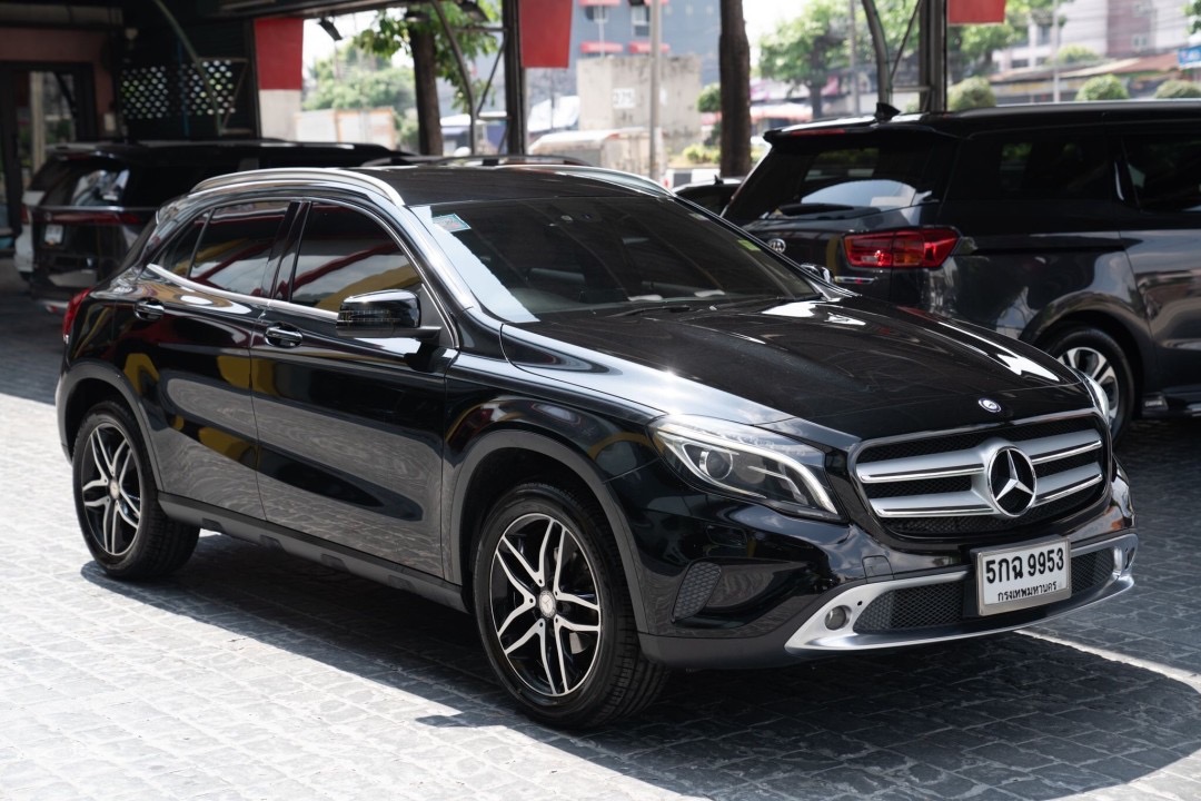 Mercedes- Benz GLA200 ปี 2016
