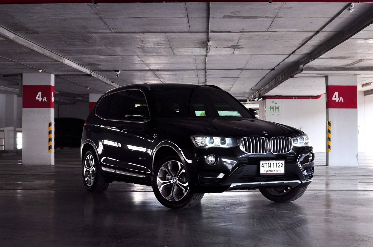 BMW X3 20d Highline Diesel ปี 2015