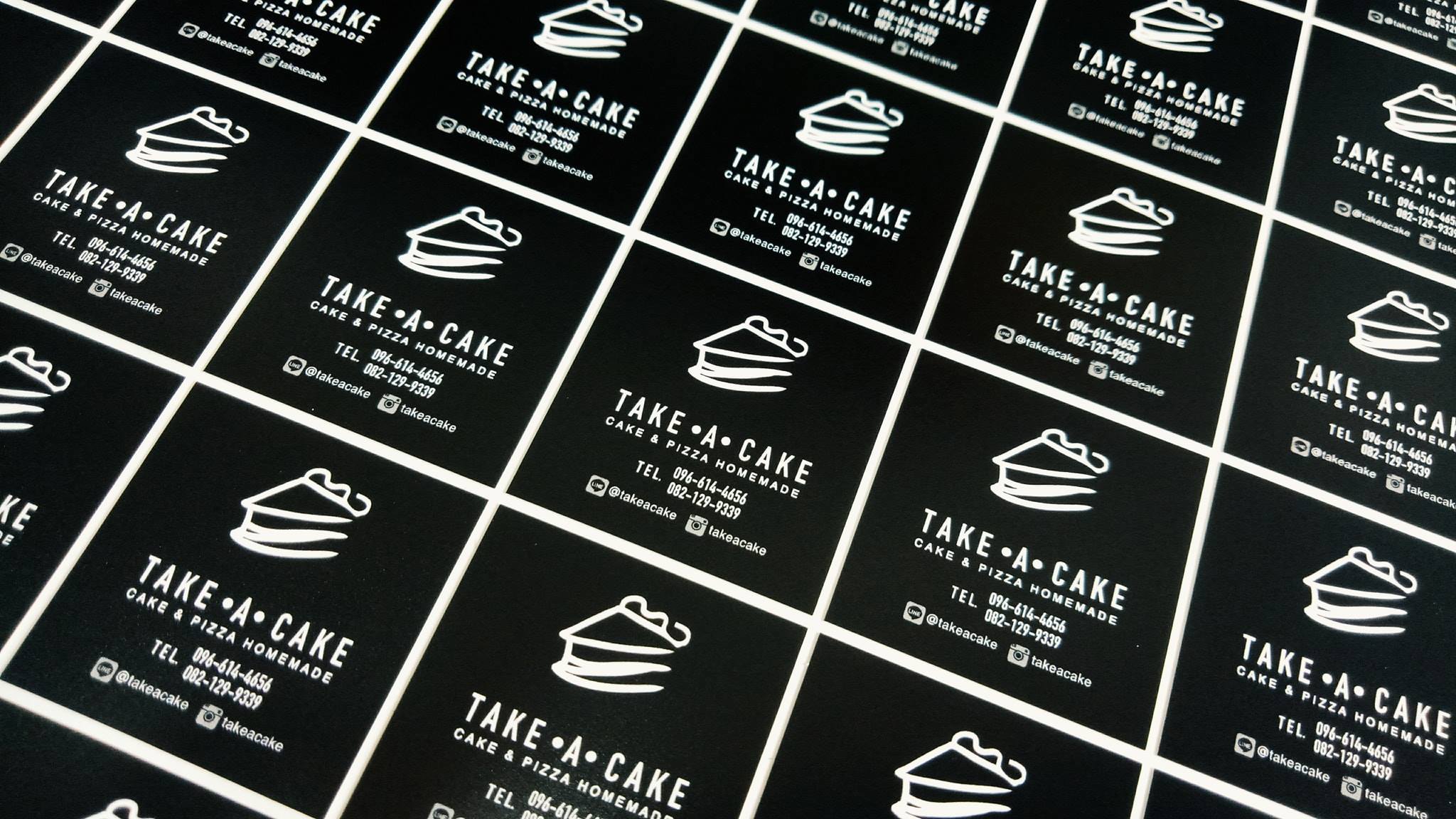 ฉลากสินค้าสติ๊กเกอร์พีวีซี (PVCขาว)