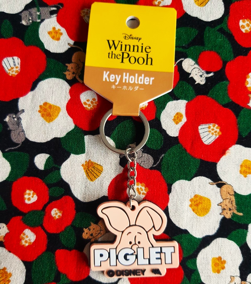 Disney Winnie The Pooh Piglet key holder พวงกุญแจ หมีพูห์ พิกเล็ต ของแท้จากญี่ปุ่น Size : 4.5 cm