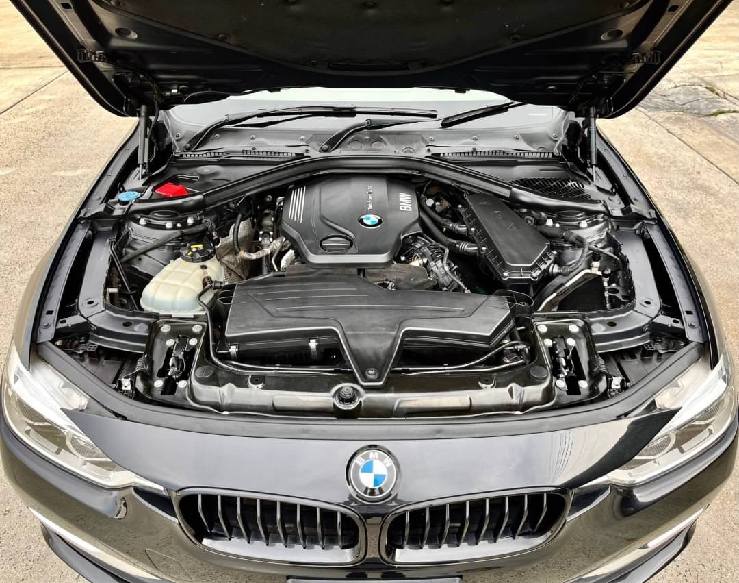 BMW 320d Lci (F30) ปี 2017 แท้