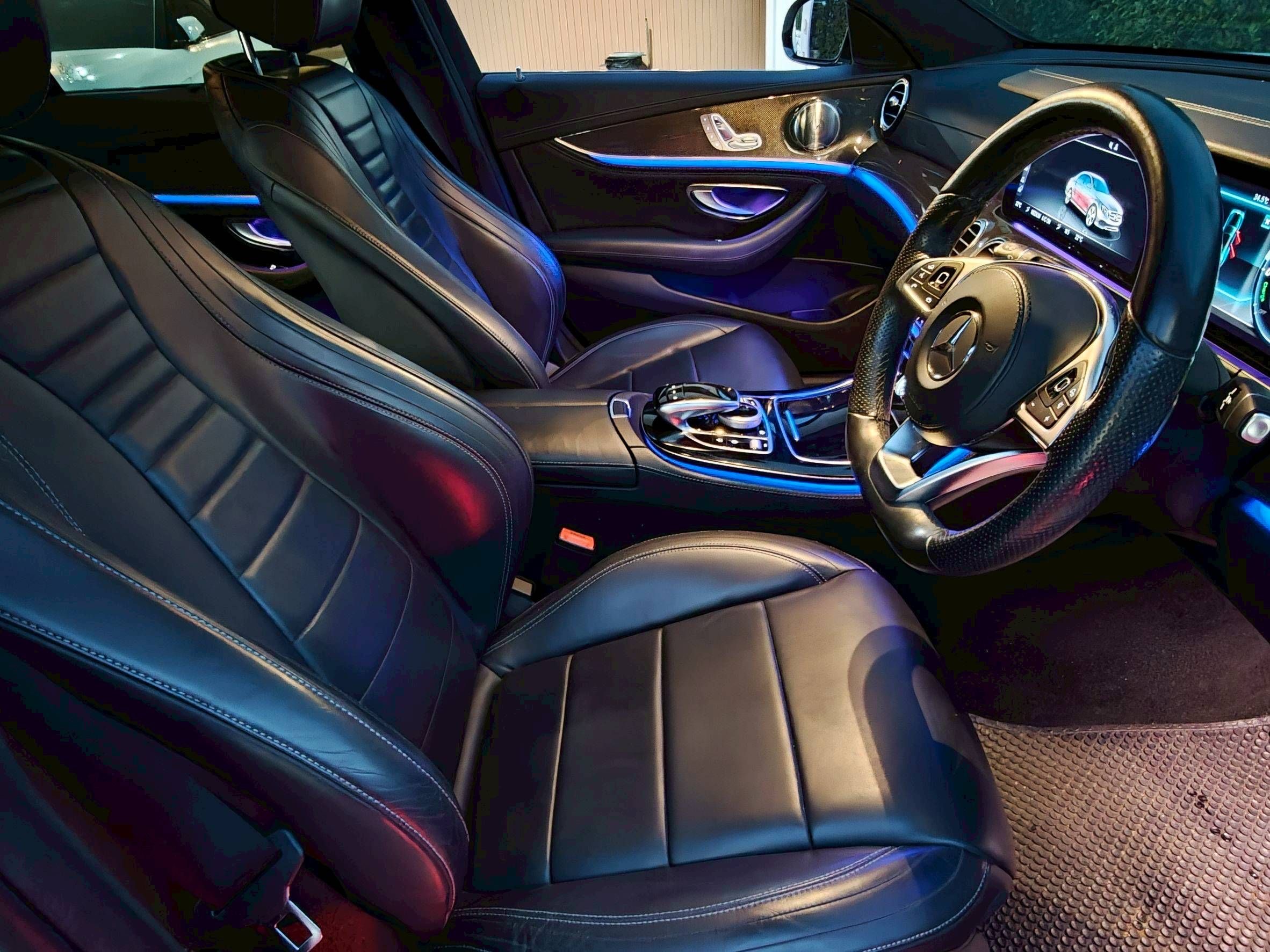 Benz E350e AMG Dynamic ปี 2017