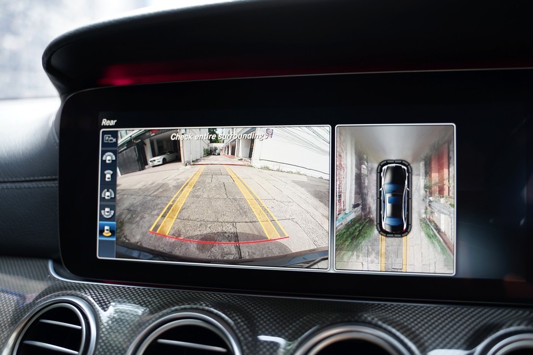 Mercedes Benz E220d AMG Dynamic W213 ปี 2017