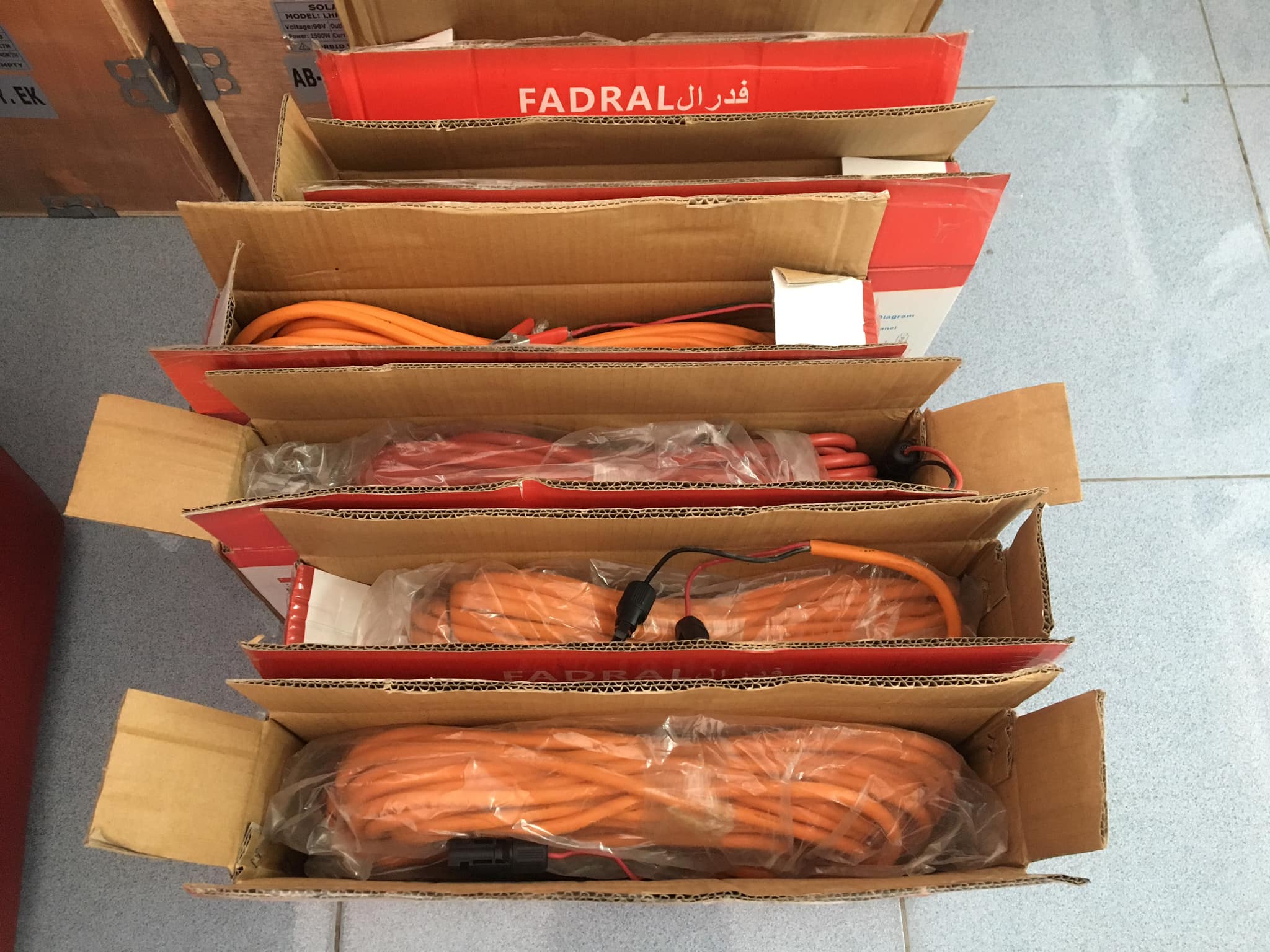 ปั้มน้ำซัมเมิสDC12V และ 24V ใส่ลงบ่อบาดาลขนาด3”ขึ้นไป