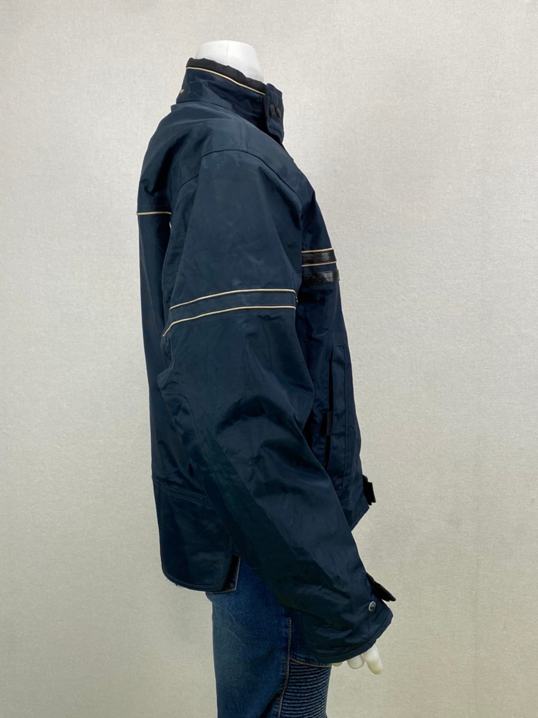 เสื้อขี่มอเตอร์ไซด์( มือสอง) RCS 999: อก 50" ยาว 25" **BERING**