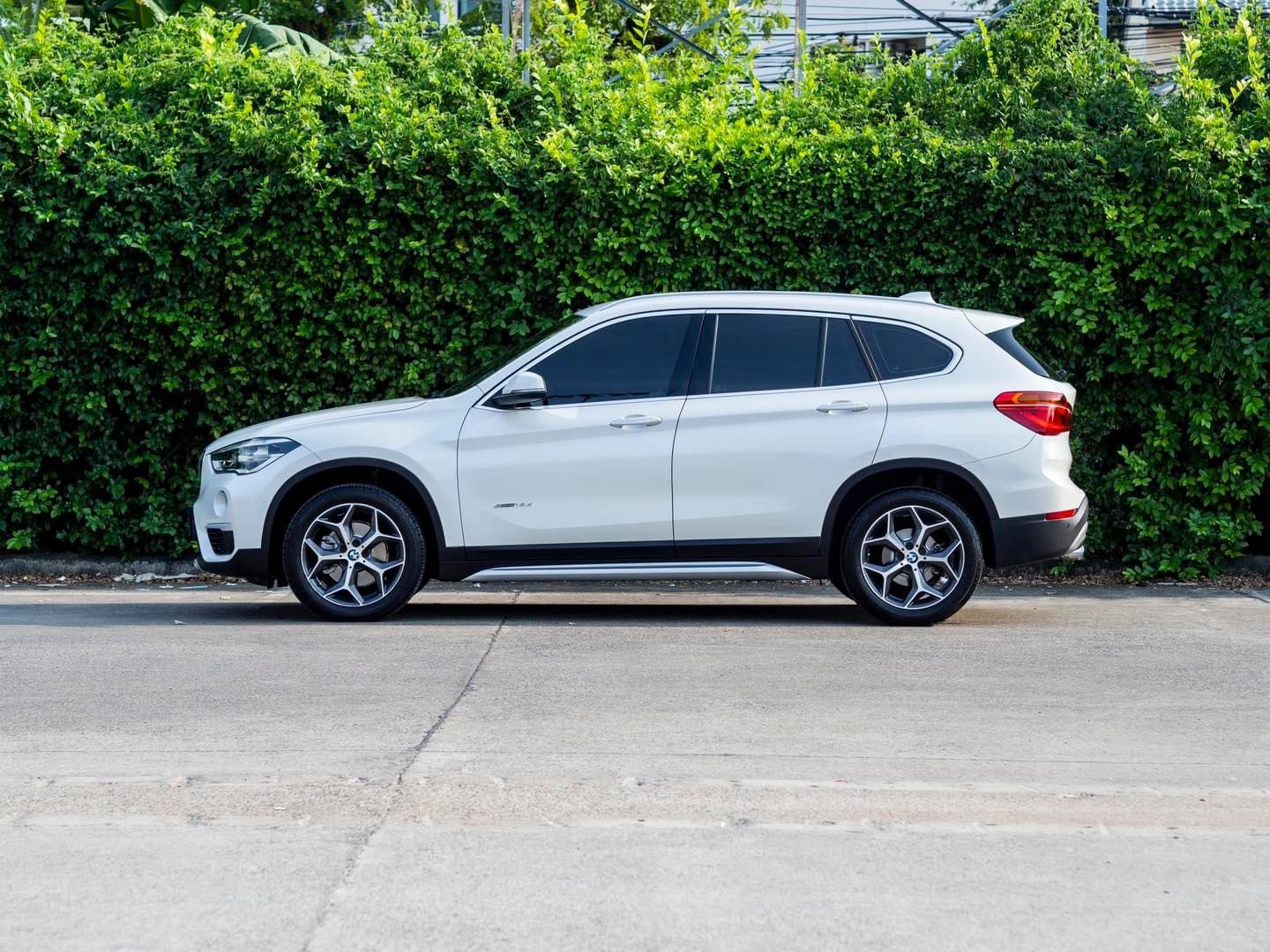 BMW X1 X Line 18d ปี 2017