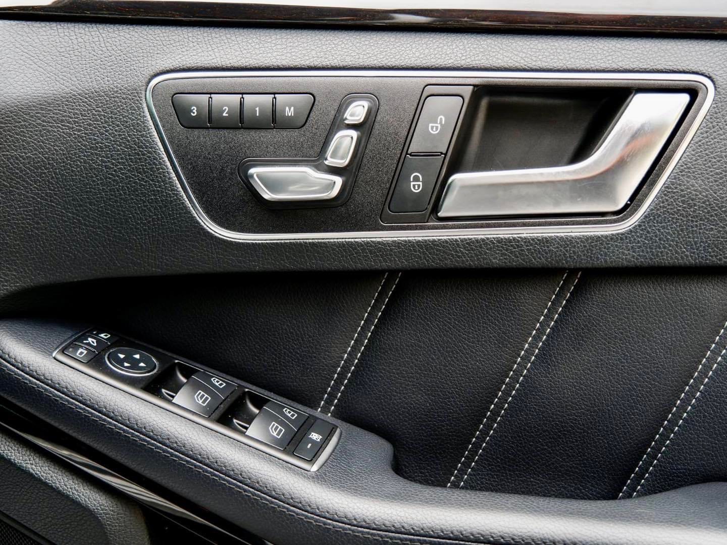 Benz W212 E300 Diesel Bluetec Hybrid Executive Fulloption ปี 2015