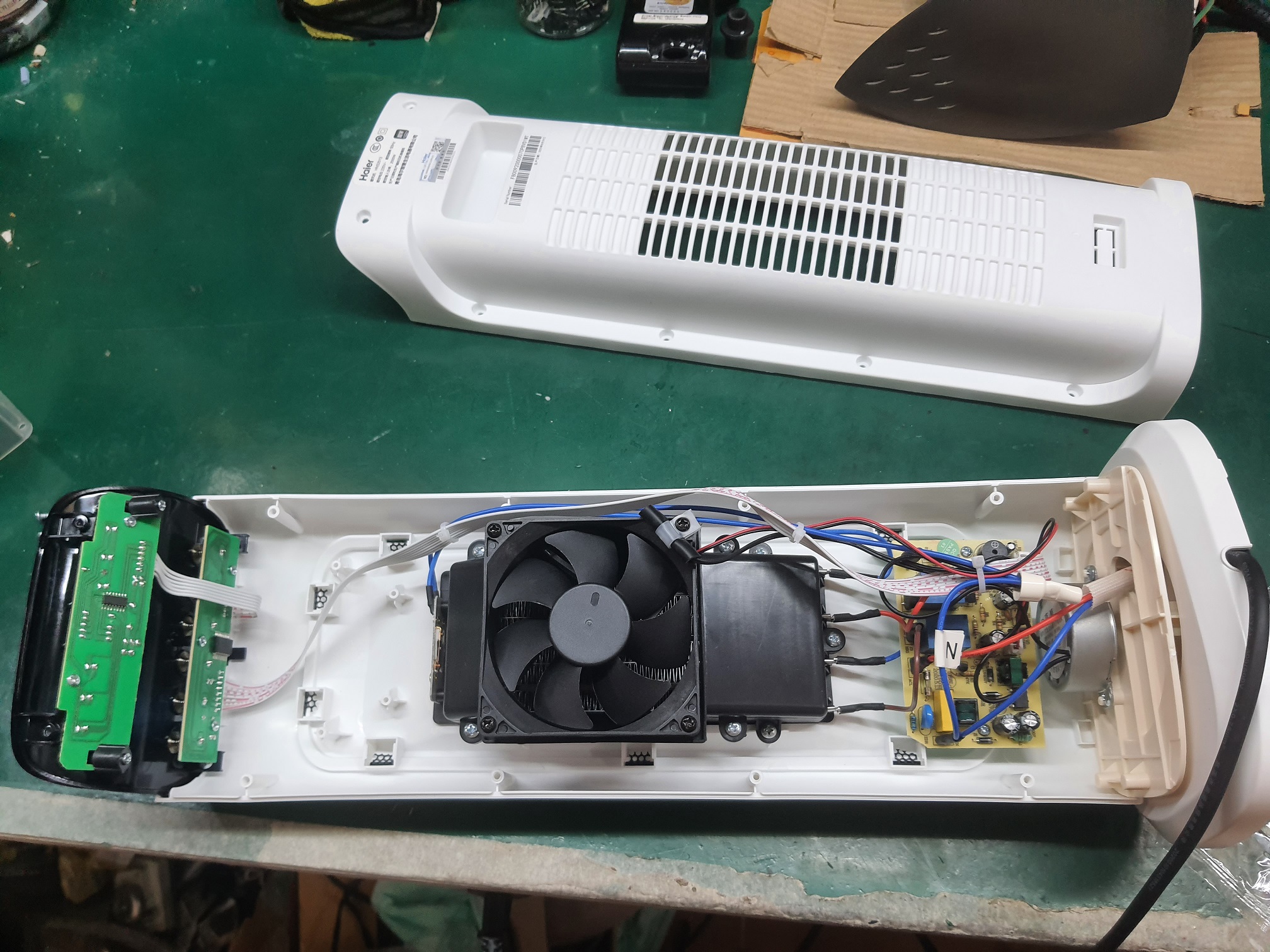 ซ่อมเครื่องทำความร้อนพัดลม ยี่ห้อ HAIER รุ่น HNS2013 อาการลมร้อนไม่ออก