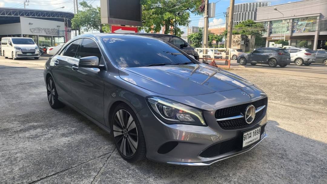 Mercedes Benz Cla200 ปี 2018