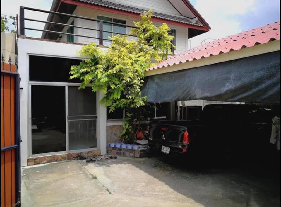 ให้เช่าบ้านเดี่ยว 2 ชั้น แถววัดกู้เลี้ยงสัตว์ได้