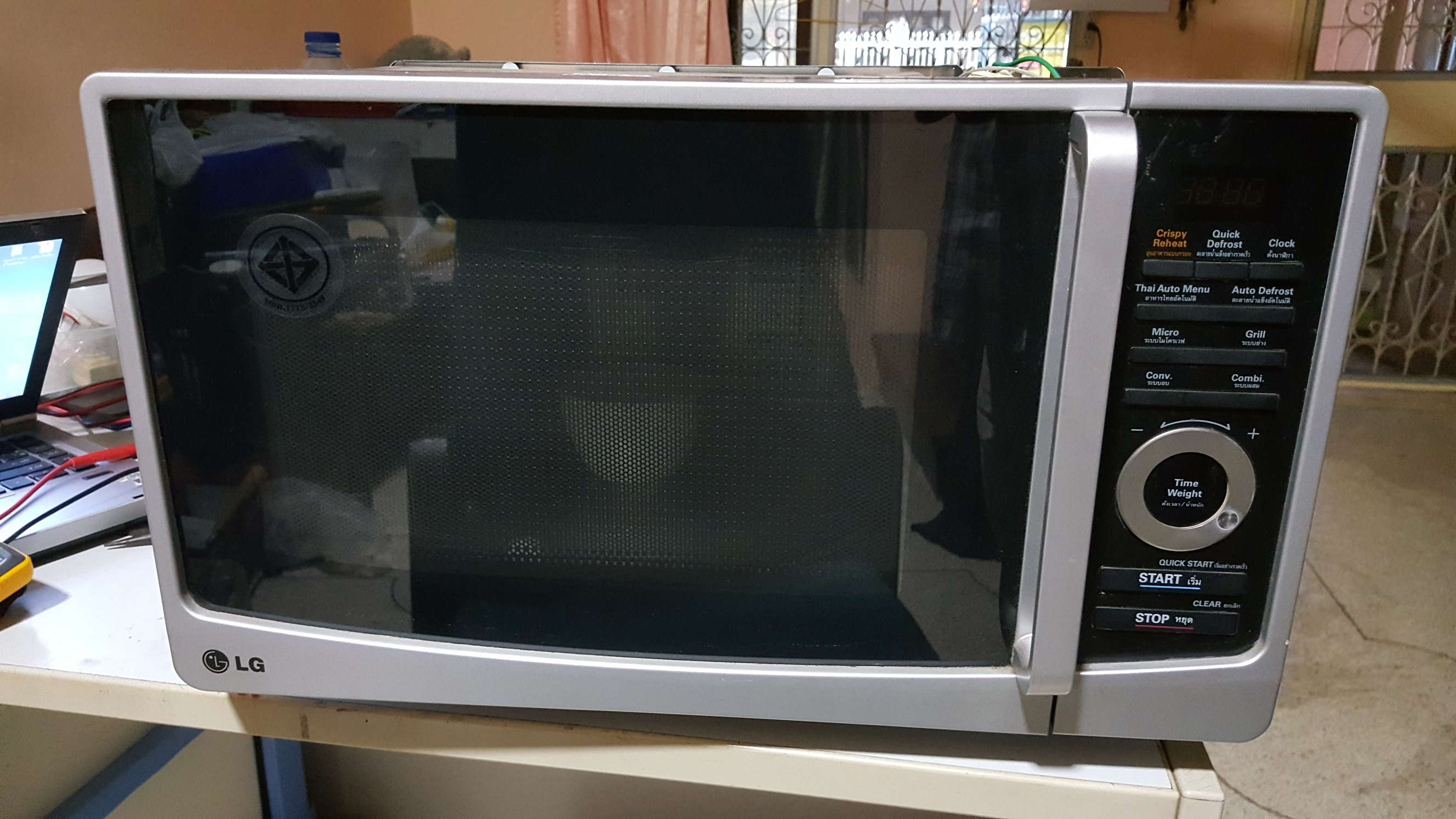 ซ่อมไมโครเวฟ ยี่ห้อ LG รุ่น MC7889DR อาการตั้งเวลาไม่ได้