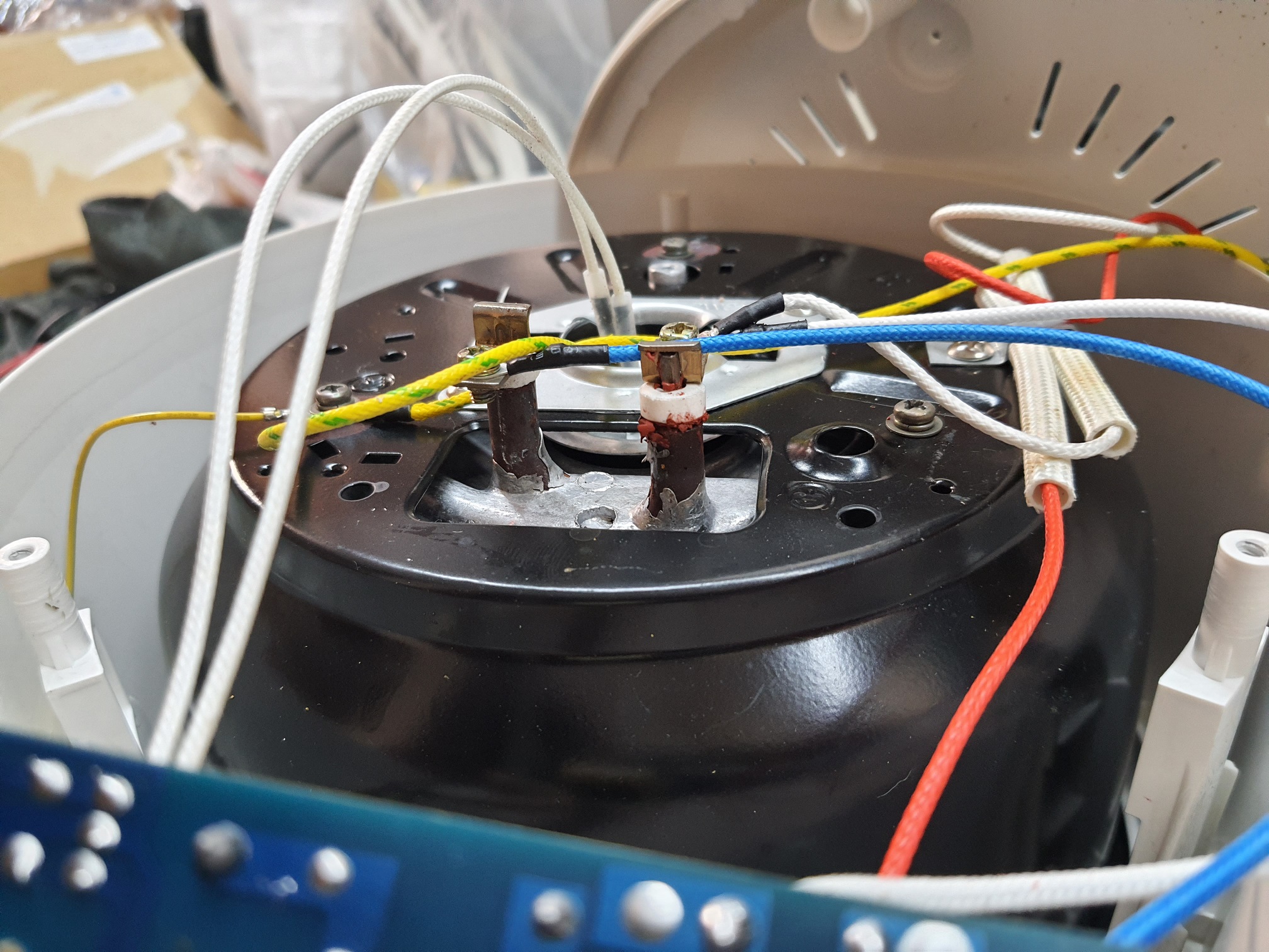 ซ่อมหม้อหุงข้าวลดน้ำตาล ยี่ห้อ LYD รุ่น JNSDQ-502 อาการเปิดไม่ติด