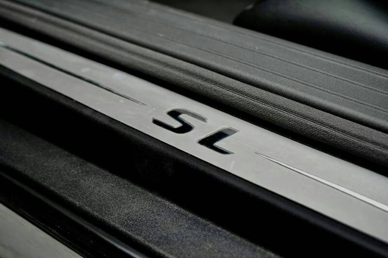 Mercedes-Benz SL500 (R230) ปี2004