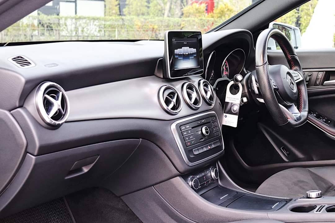 Mercedes-Benz CLA 250 AMG Sport Package ปี 2015