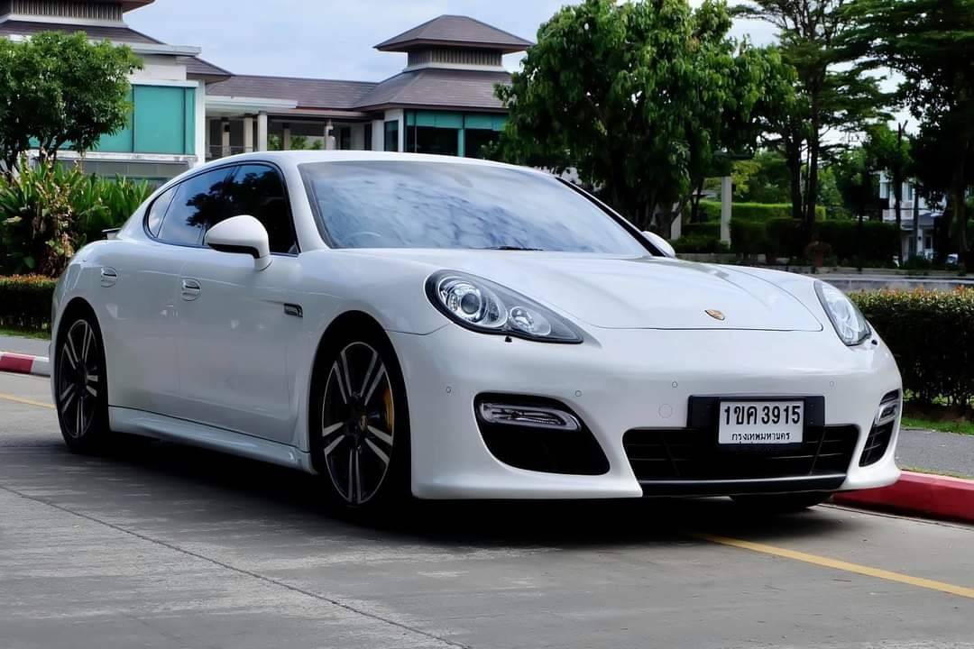 Porsche Panamera 4.8 V8 Turbo ปี 2012